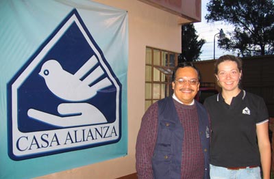 Laura Hage with Casa Alianza Legal Programme colleague Manases