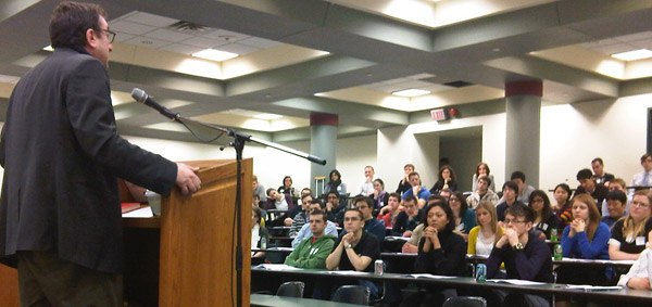 Prof. Lorne Sossin speaks to prospective students at the 2010 Welcome Day