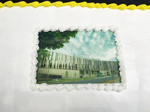 Cake with image of Jackman Law Building