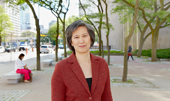 Roslyn Tsao