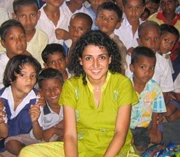 Afsoon Houshidari in India, 2006