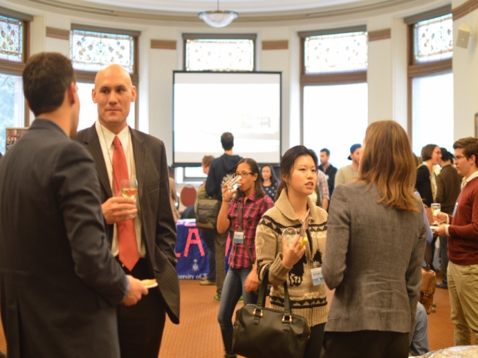 Law faculty, students mingle at Welcome Day reception