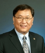 Zhaojie (James) Li