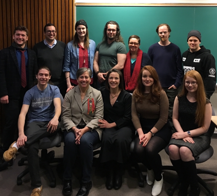 Group shot of Metis Nation of Ontario President and alumna Margaret Froh with with Indigenous students past, present and future