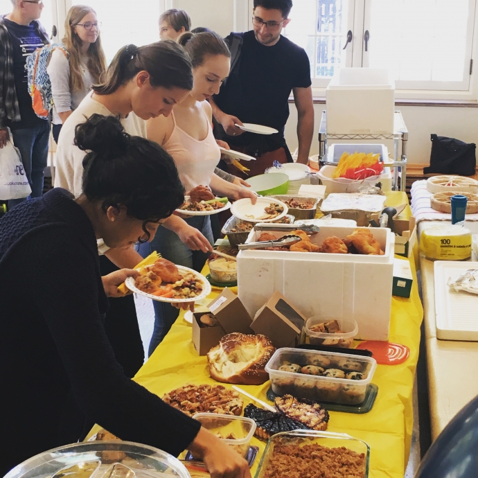 2018 fall feast food table