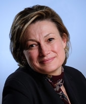 Headshot Professor Colleen Flood